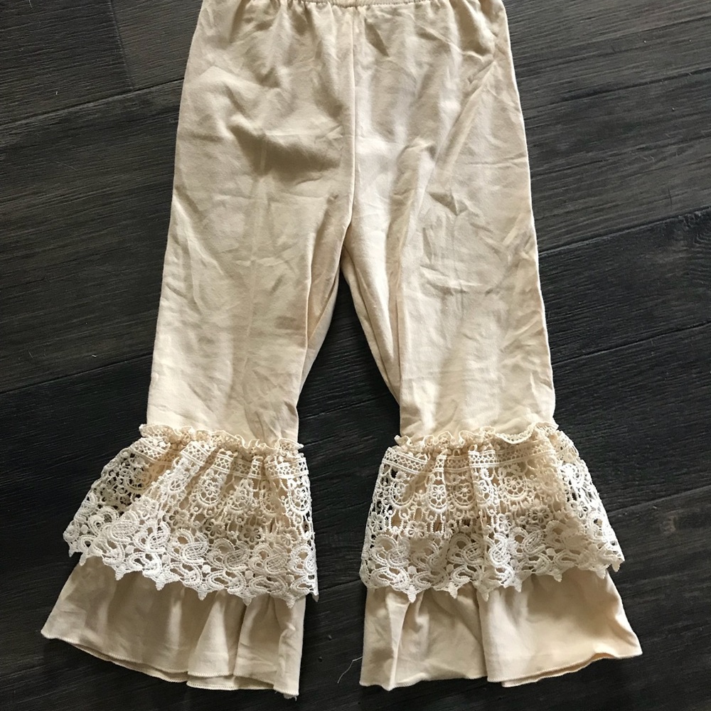Lace bells